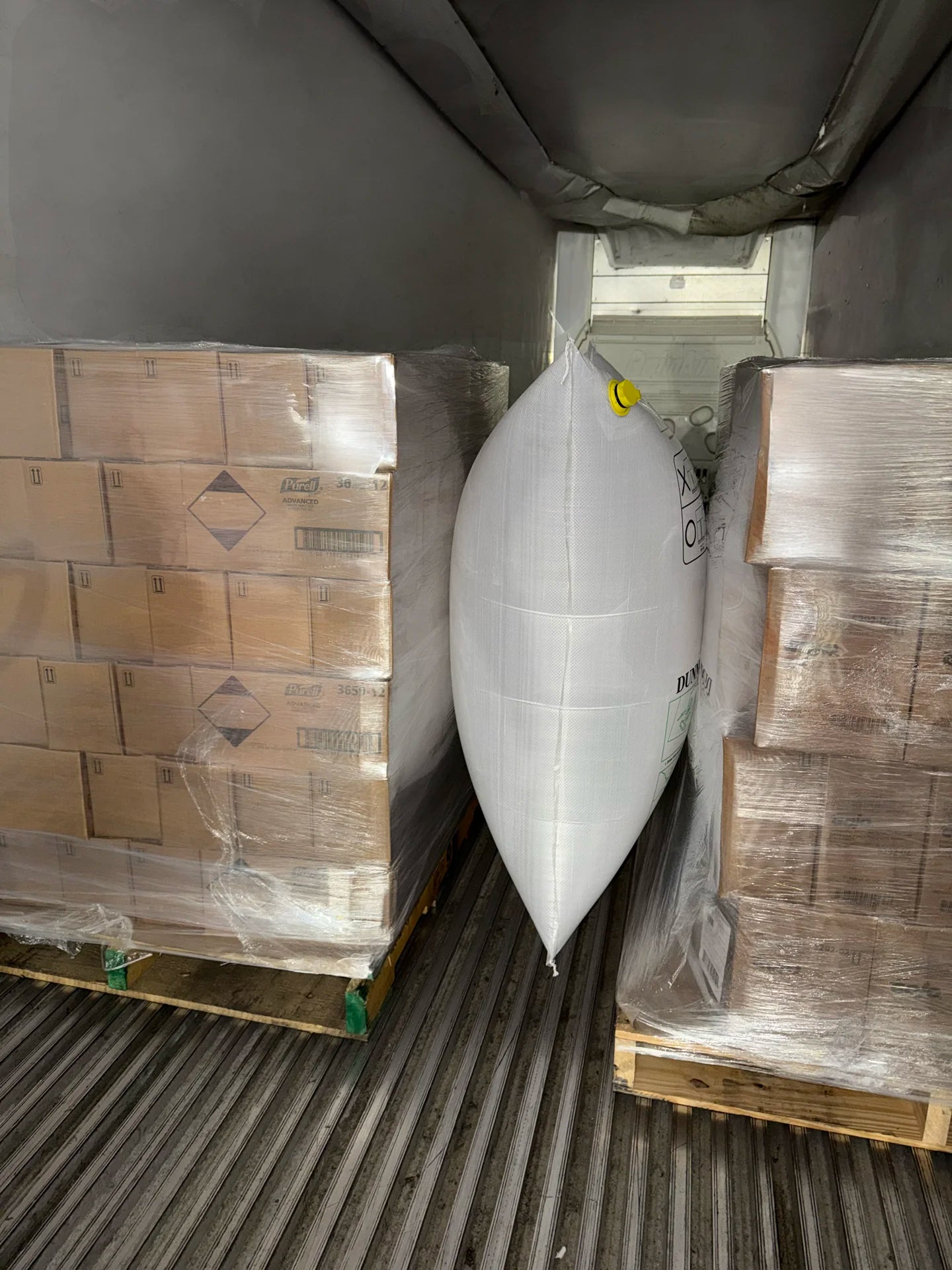 Inflatable Dunnage Bag. Air bags